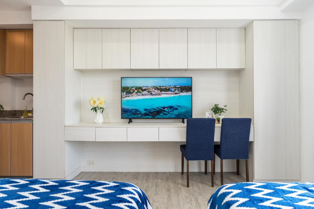732 Express Condotel, 3 Minutes To Airport, With Gym & Pool Fast Wi-Fi, Free Netflix 麦克坦 外观 照片
