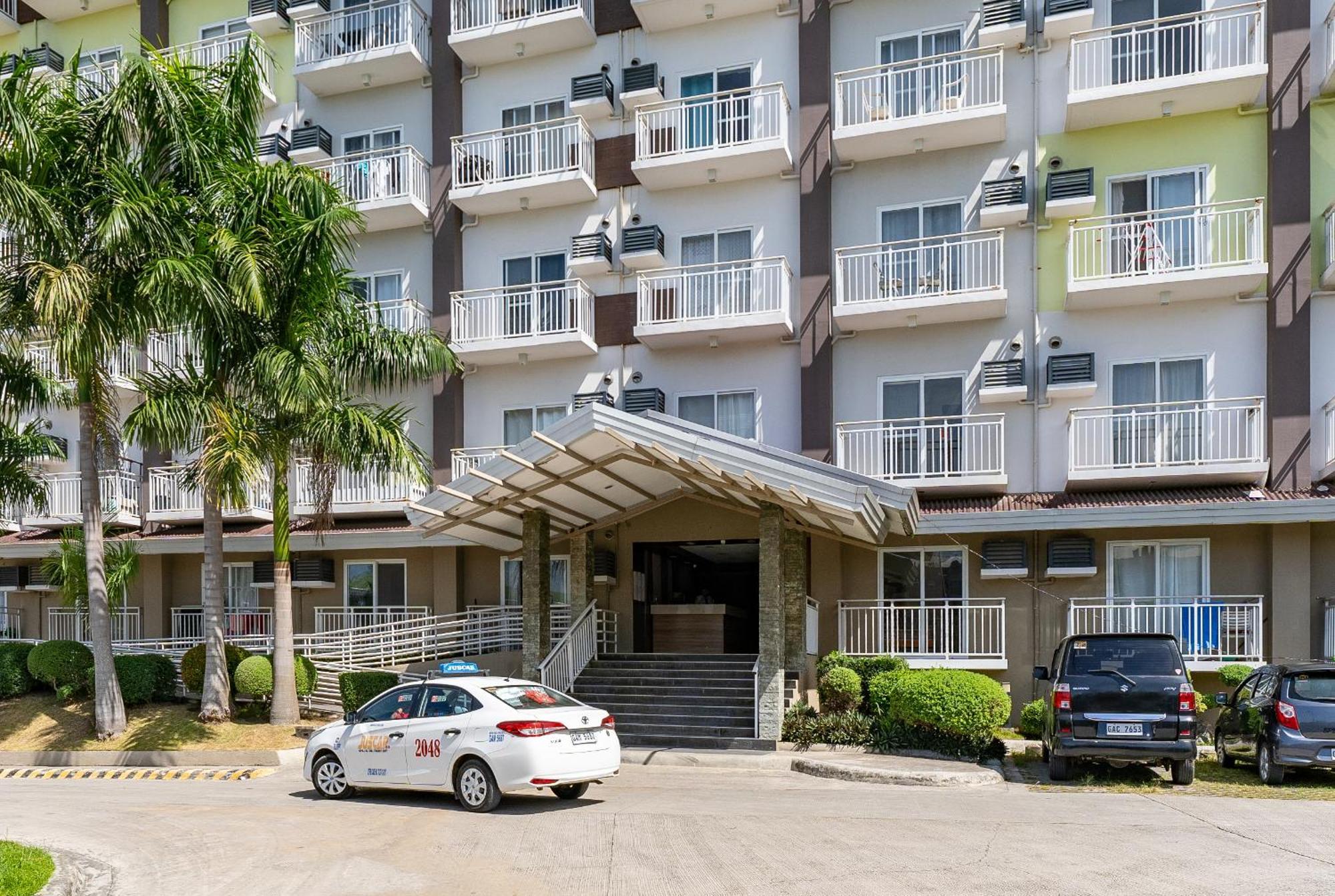 732 Express Condotel, 3 Minutes To Airport, With Gym & Pool Fast Wi-Fi, Free Netflix 麦克坦 外观 照片