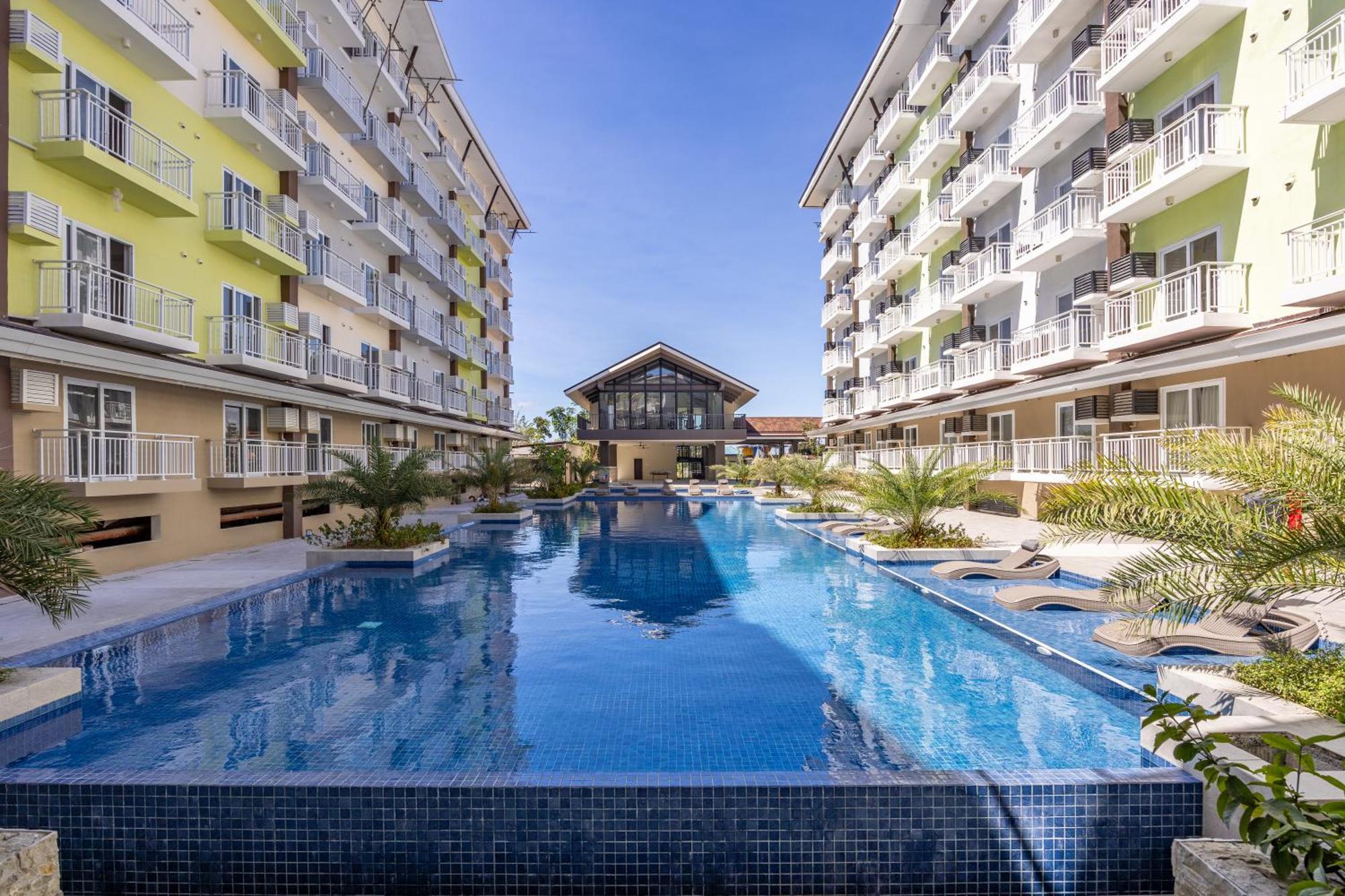 732 Express Condotel, 3 Minutes To Airport, With Gym & Pool Fast Wi-Fi, Free Netflix 麦克坦 外观 照片