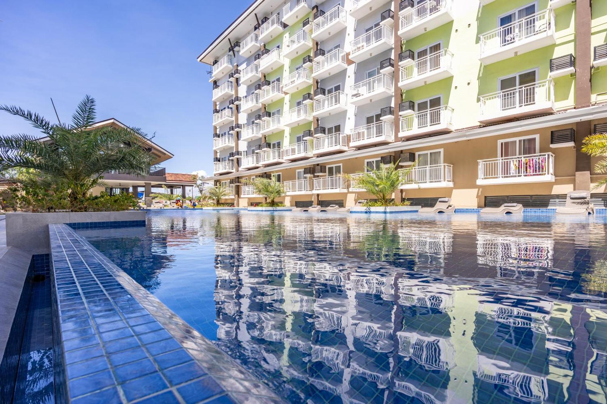 732 Express Condotel, 3 Minutes To Airport, With Gym & Pool Fast Wi-Fi, Free Netflix 麦克坦 外观 照片